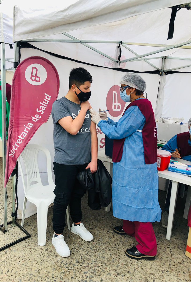 drgustavosieli's tweet photo. Nuestro trabajo diario apunta a seguir cuidando la salud de cada lanusense. 
Seguimos llevando a cabo nuestra estrategia comunitaria de Operativos Integrales de Salud, hoy en Bolaños y Monasterio. https://t.co/1IO8oxK66f