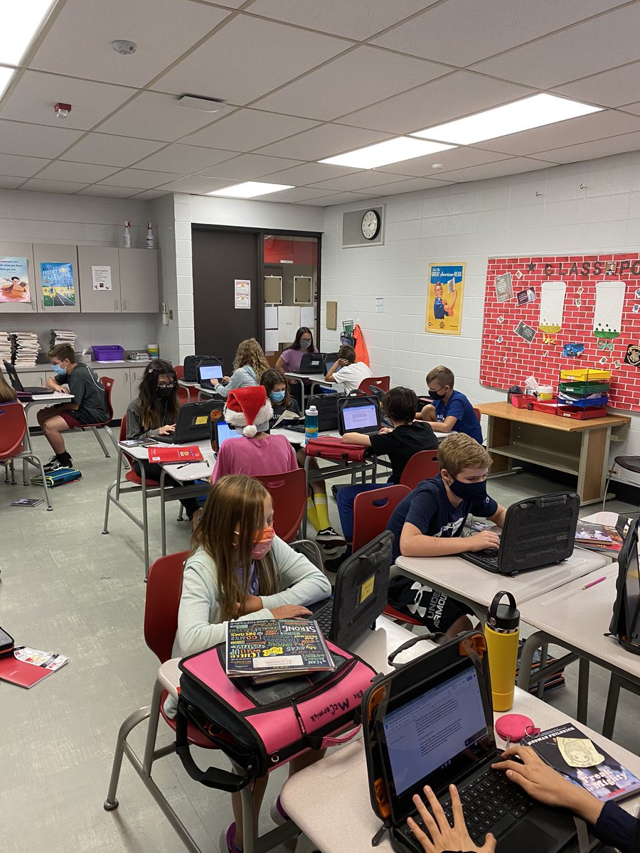 TeachFelsenthal's tweet image. Accelerated ELA students are writing creatively while making connections to the text! They are using empathy as they respond to a prompt as if they were the main character. #CreativeWriting #LearningEmpathy #D57Learns