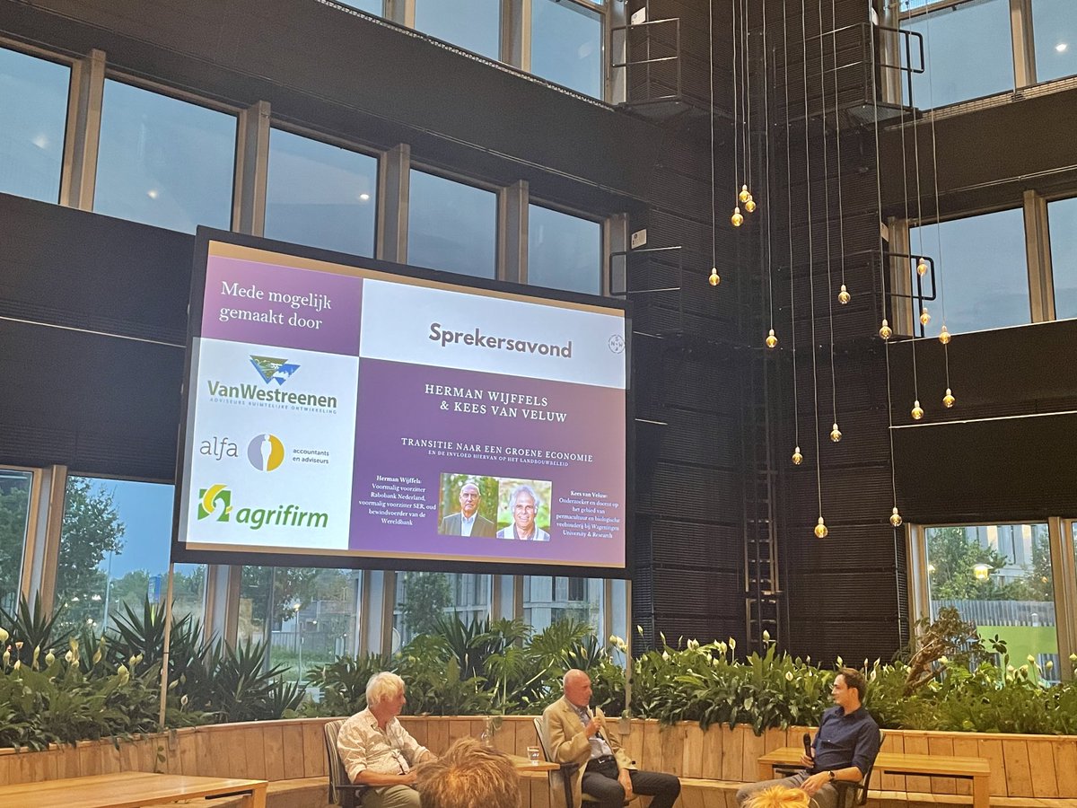 Bijeenkomst ⁦<a href="/WUR/">Wageningen U&R</a>⁩ businessclub studievereniging Navigators. Inleiding Wijffels en Van Veluw, #leuk ⁦<a href="/AlfaAccountants/">Alfa Accountants en Adviseurs</a>⁩  ⁦<a href="/AlfaBarneveld/">AlfaBarneveld</a>⁩