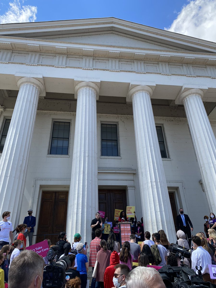 Mayor Tishaura Jones addresses the crowd