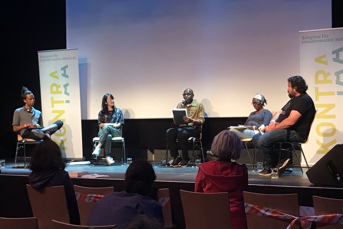 kontraiaa's tweet photo. „Jetzt ist die Klimakrise bei euch angekommen. Für die Menschen im globalen Süden ist das seit Jahrzehnten bittere Realität.“ Peter Emorinken-Donatus fordert beim #KonTraIAA endlich ein Stopp der dortigen Ausbeutung, denn „jeder Mensch hat das Recht nicht auswandern zu müssen. https://t.co/VdO3zKsJdC