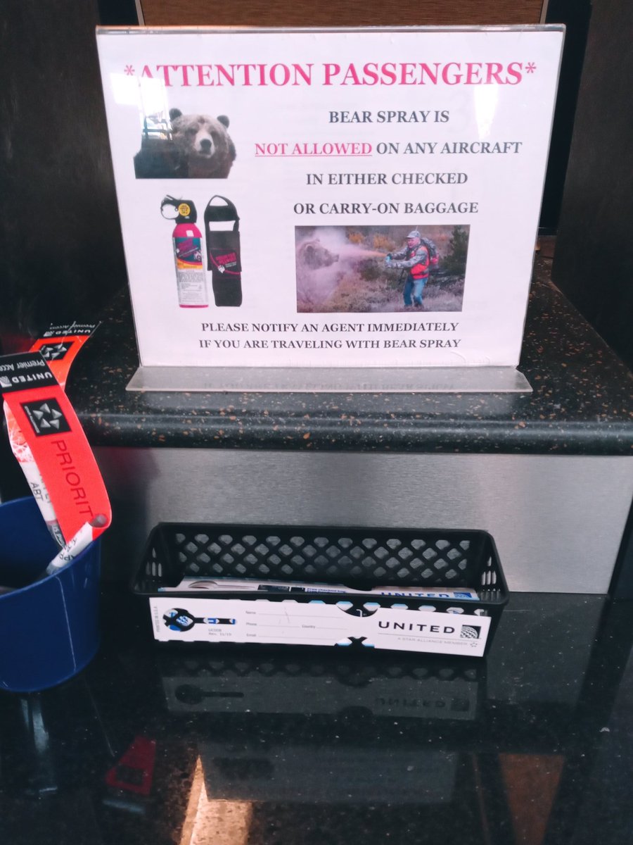 AdamSFord3's tweet photo. Montana-World problems...
.
.
.
.
.
#filminmontana #setlife🎥 #dogswithjobs #filmtraveler https://t.co/C8WvViiU63