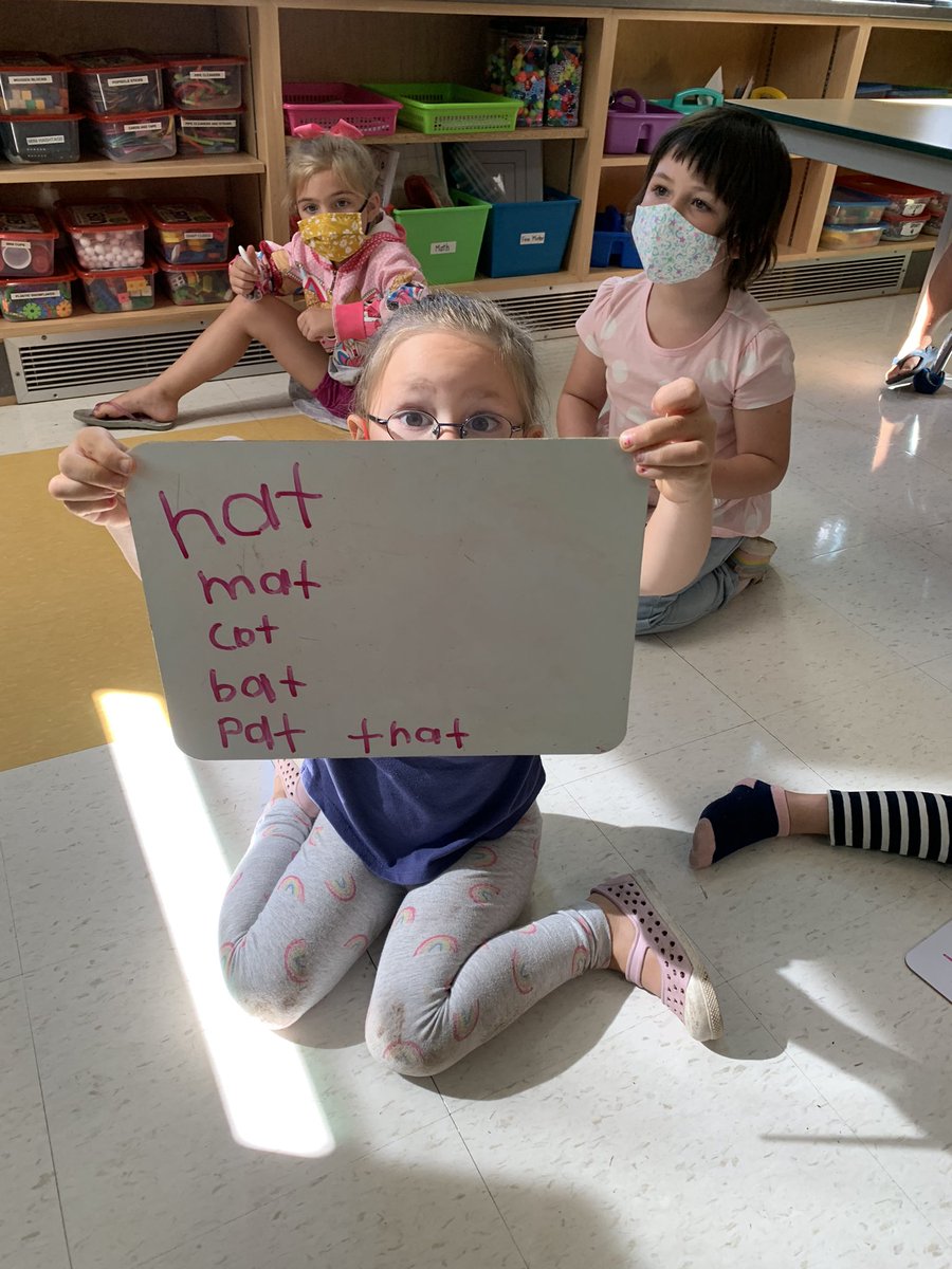 Mrs. Lanthier tweet media