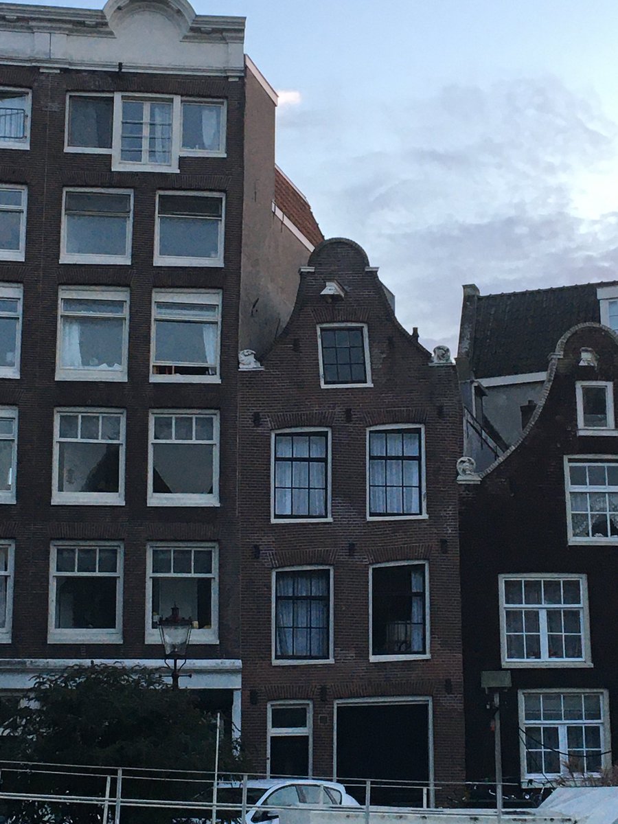 Kangoeroe code minimum Paul Helbing on Twitter: "Wat is het scheefste huis van Amsterdam? Ik  begin. Brouwersgracht, nabij Palmgracht. Wie volgt?  https://t.co/Z09R2cETiC" / Twitter
