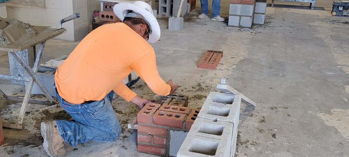 tomward68's tweet photo. Proud of these young Bricklayer Apprentices practicing for a shot @mcaa Skills challenge in Vegas 2022 #buildthefuture with Masonry. https://t.co/WL4aDsxEy1