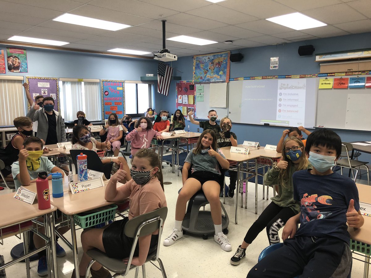 MrsEnnyTully's tweet image. Started the first day off with a #digitalcitizenship discussion before handing out chromebooks! Teaching these kiddos how to #usetechforgood @WHBI_QUFSD @qufsd @mbfxc @smilelearning