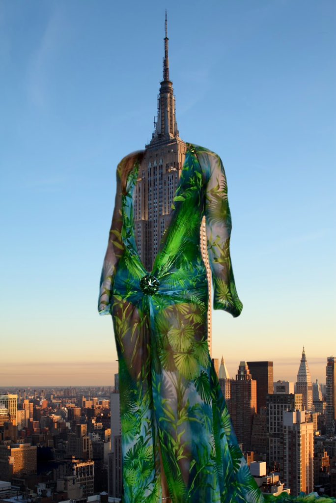 EmpireStateBldg's tweet photo. With the return of #NYFW, we knew we had to go big, or go home. https://t.co/O6sLnj8IXy