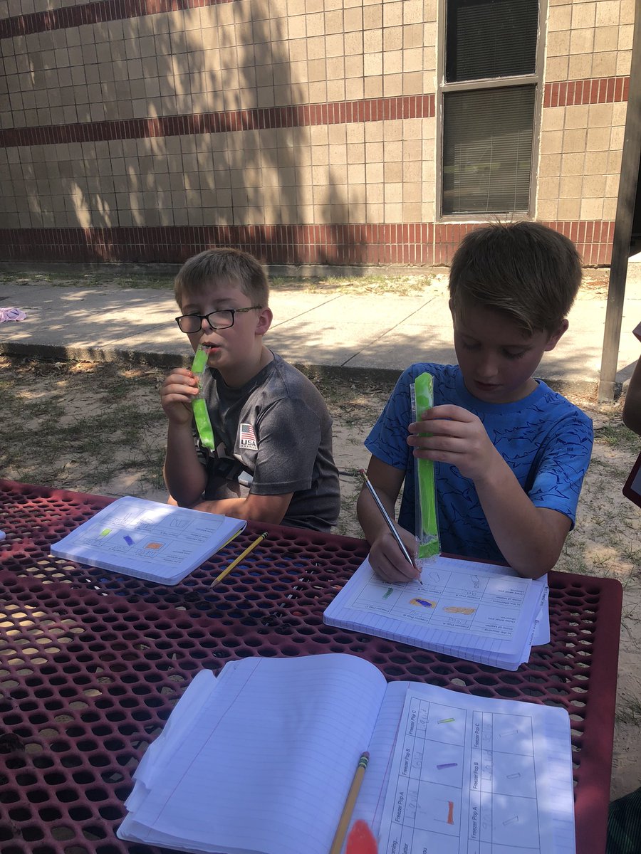 MelissaColbert2's tweet photo. Popsicle Matter Lab! @HumbleISD_HHE #bettertogether https://t.co/y2j3xhH6O0