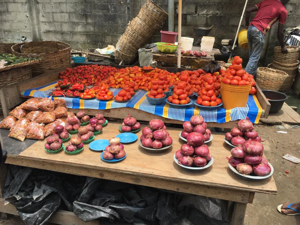 teedjvt's tweet image. Lekki Market, Lagos, Nigeria Africa- 4 years ago today! What do you notice?  What do you wonder?!!!  @BBlankePhD #Math4All #MathContext #RelevantMath #Math