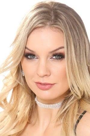 Kenzie taylor 2021. Kenzie taylor 2021. Kenzie taylor фото. кензи тейлор. Kenzie taylor в платье.