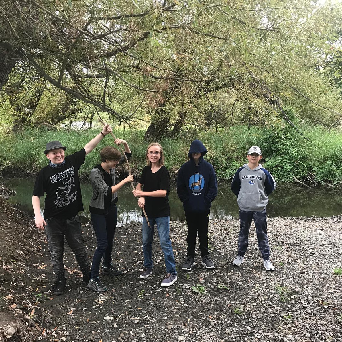 AIAO_SD22's tweet photo. We're back! This week has seen our students making connections, using their voice, and taking up their first inquiry project of the year. The energy in the room has been palpable! It's been lovely to hear all the curiosities our students have begun to explore!
@SD22Vernon https://t.co/LQUfWA7Pq5