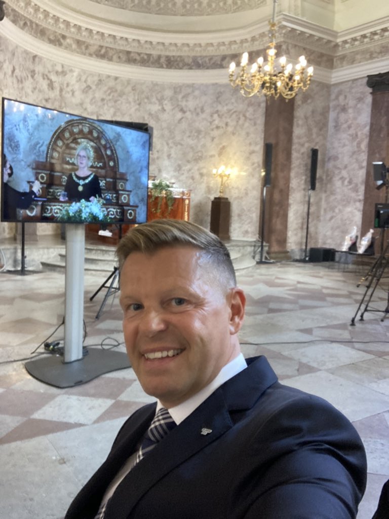 KimGron's tweet image. Proud but humble. The chancellor’s research prize of 25.000 euro was a big and pleasant surprise. #teamwork #DemInno #deliberation