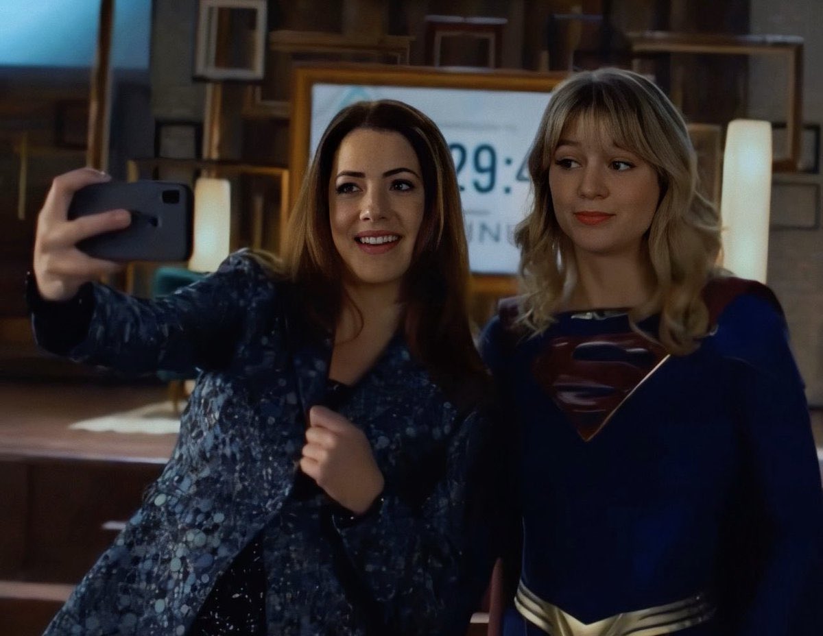 luthorsrojas's tweet photo. @bestofgonzalo It’s gotta be #Superguard for me!! Absolutely love her energy around Supergirl
FELIZ CUMPLE JULIE https://t.co/Vrikpn6Q4z