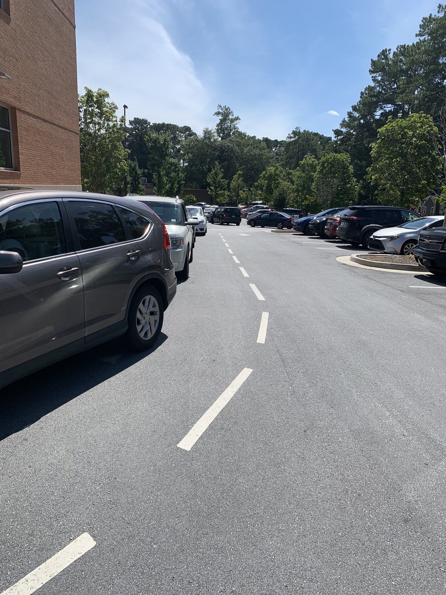 TAGMsRackston's tweet image. @APSTAGAcademy redirected the Carpool 🚗 location to decrease traffic buildup in Cascade #RespectCascade @atlantabike @wykeishaforAPS @TAGThinkTank Solution oriented