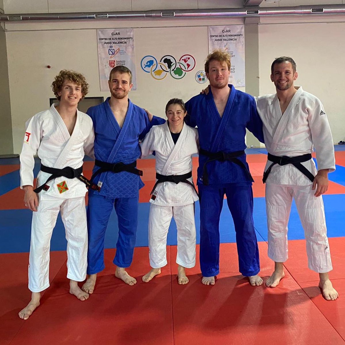 tomreed86's tweet photo. Reached the end of two weeks training   @ijcvalencia. Gracias @sugoi66 and @lauragomezjudo for the hospitality! 🇪🇸 https://t.co/bgz5hUyGgS