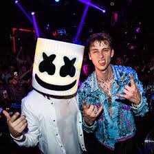 cerena19xx's tweet image. We honestly need a @marshmellomusic and @machinegunkelly collaboration 🔥 imagine how ✨ hard ✨ would that go!!