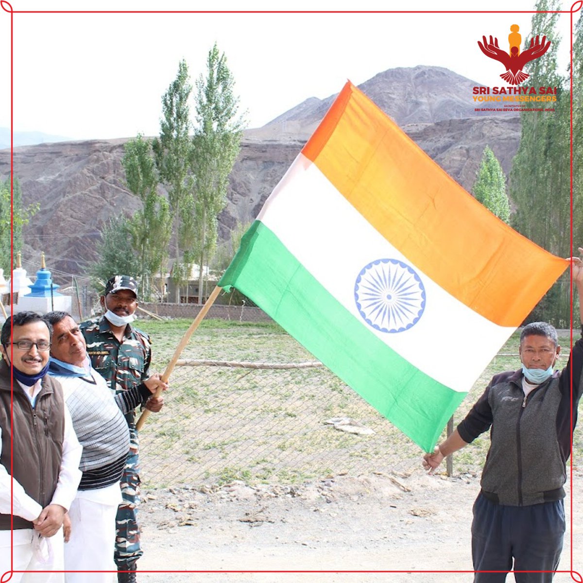 SaiMessengers's tweet photo. In a maiden visit to #Leh, @SSSSOIndia organized a 2-day #MedicalCamp (21-22 Aug '21) in the remote #villages of Alchi &amp; Skurbuchan benefitting 565 people.
27 volunteers with 6 doctors, participated from Punjab, Delhi, Himachal Pradesh, Telangana, Madhya Pradesh &amp; Mumbai.

#SSSYM https://t.co/nOe3s9eD9h