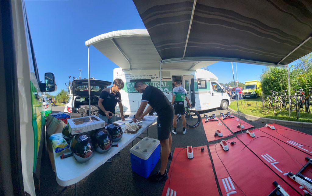 Trabajando un poco por #TourofBritain2021 un país nuevo que descubro y me encanta!! #cycling #cyclingpro