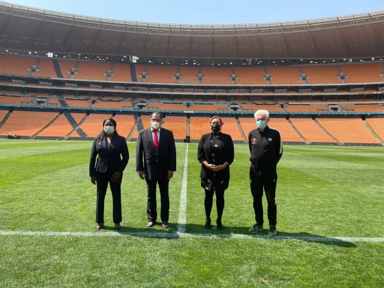 KickOffMagazine's tweet image. SAFA President Danny Jordaan says free tickets will be made available to fans for Bafana Bafana's 2022 FIFA World Cup qualifier against Ethiopia if they are vaccinated.

Read more ➡️ bit.ly/2X8OKsc
