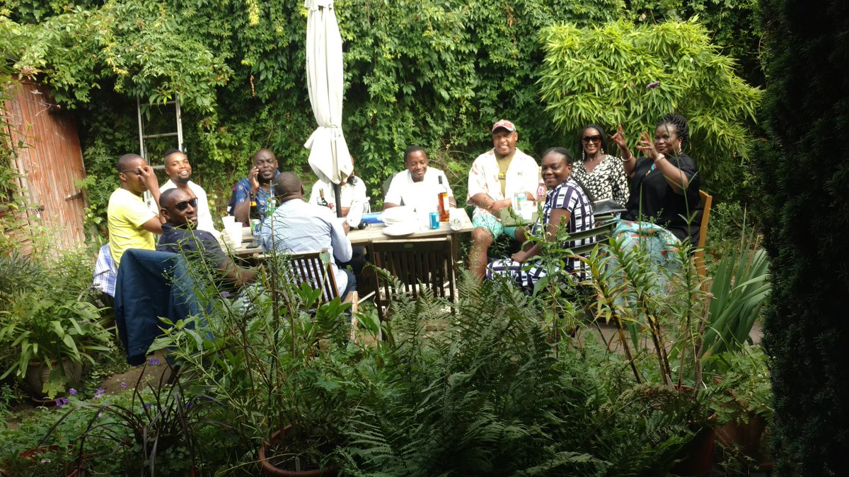 LucyNamayanja's tweet photo. A very beautiful summer Party hosted by Keith Kibirango at his home with family, friends and enjoying great food .

#bankholiday #kensington
#family #friends #uk #london https://t.co/AI8iOYCrhM