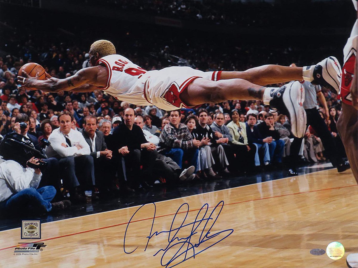 Brunowikoti's tweet photo. @TrashTalk_fr Mondial Basket, poster au-dessus du lit, image incroyable https://t.co/FBloKL07K0