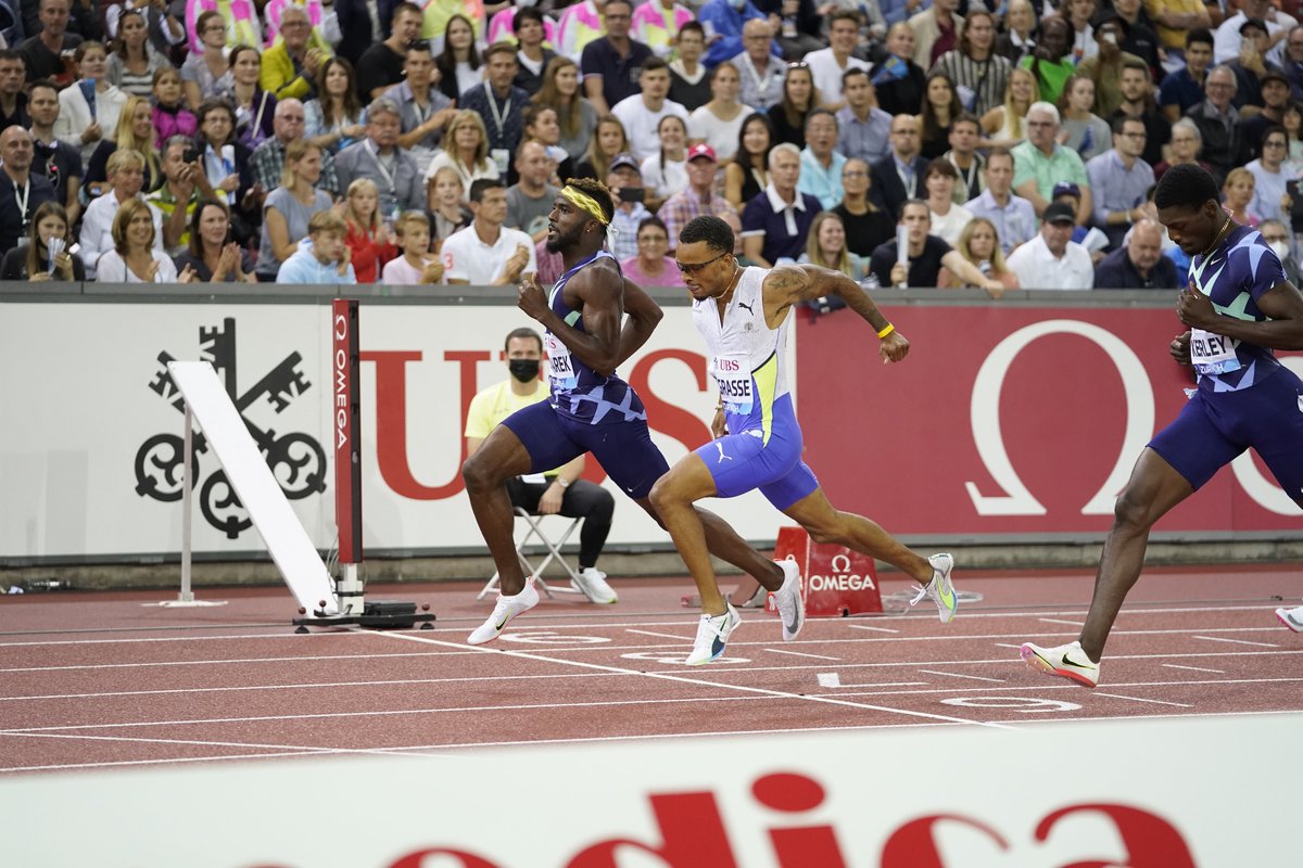 Diamond_League's tweet photo. 19.70!

@KennyBednarek is the last #DiamondLeague champion to be crowned on track as he holds off @De6rasse in the men's 200m. 

#DiamondLeague 
#WDLFinal
📸 @matthewquine https://t.co/IIQ8Y2gIdr