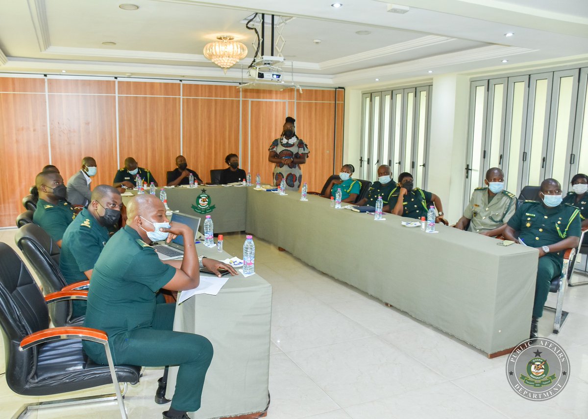 Gha_Immigration's tweet photo. GIS holds consultative meeting with Energy Commission of Ghana in Accra last week to discuss implementation strategy to fulfill local content and local participation clause in the Electricity Supply Industry Regulations, 2017 (LI.2354)
@utvghana @energy_min @MinterGh @bra_kay1 https://t.co/LYTa9qvwAg