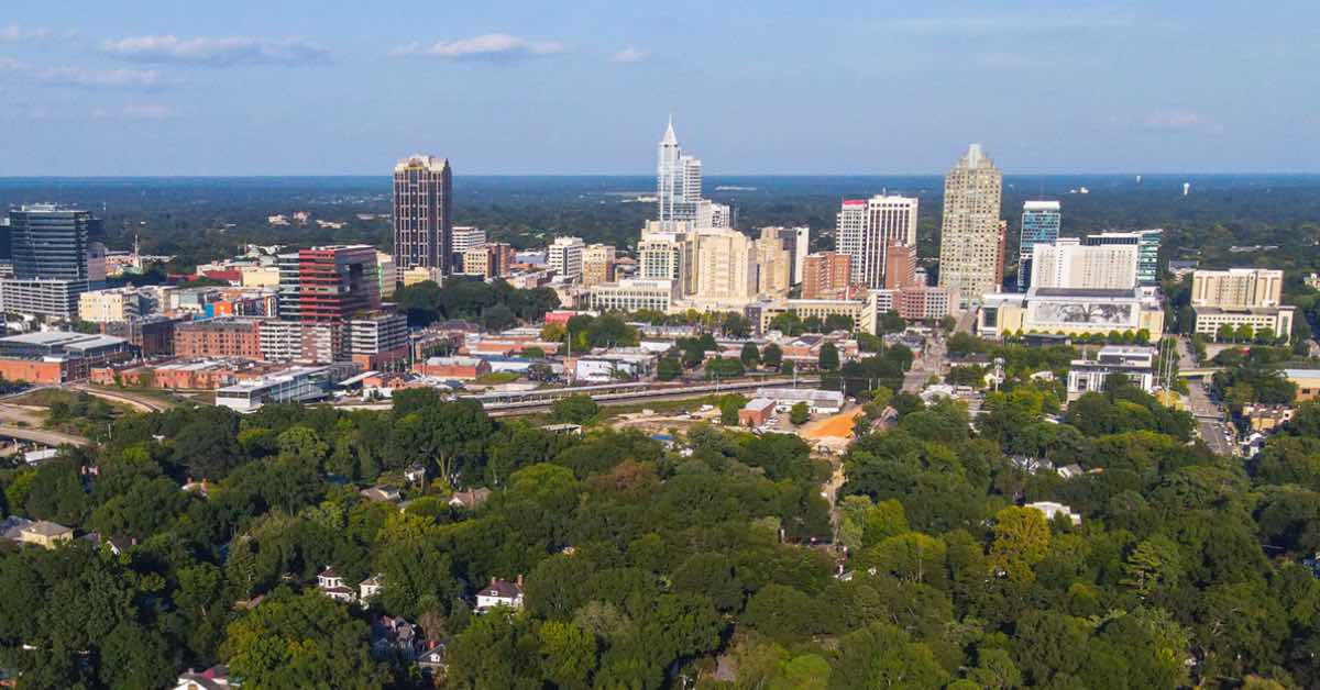 BOSdigital's tweet photo. 🏙️ We live in an evolving city–one that our team at BOS Digital loves to be a part of! Raleigh offers a mixture of mid-century modern and urban living–the BEST of both worlds! 👏 #RaleighNC #RaleighMarketing #BOSDigital https://t.co/adU1WLH0jF