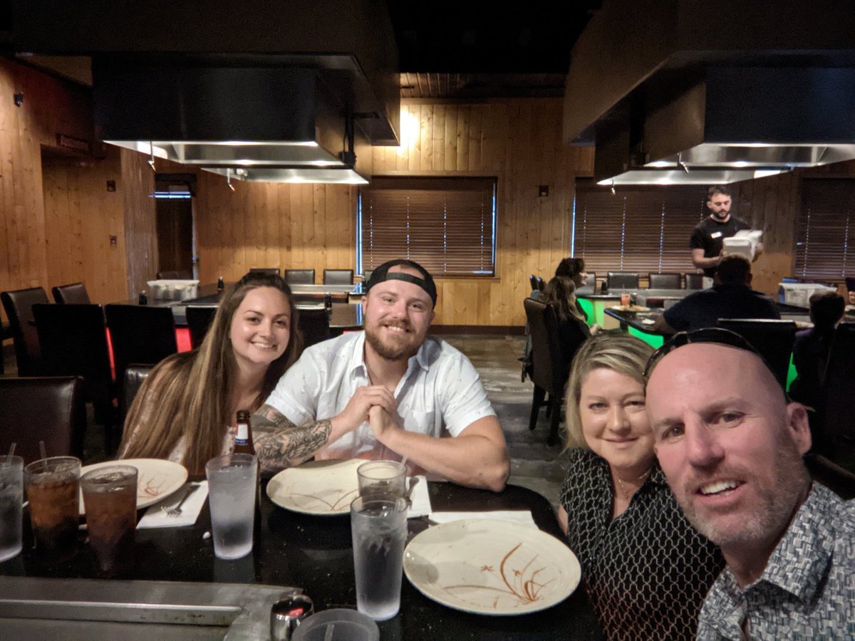 ricrison's tweet photo. Shelly and I had a great week with Logan and Haley in Vegas and here in PHX. Looking fwd to next time!!! https://t.co/yvhZoHwbdJ