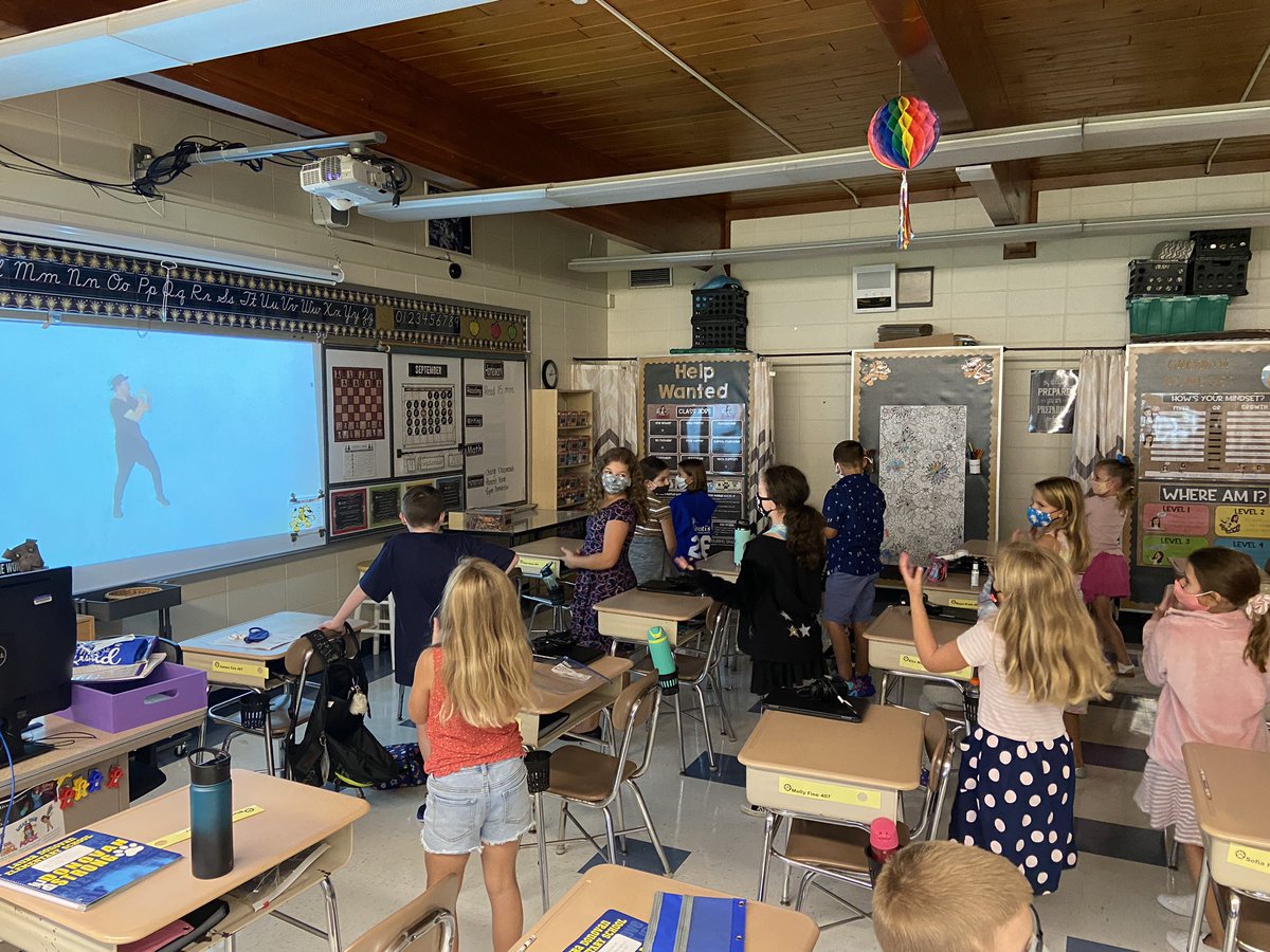 Dancing our way into 3rd grade with our first go noodle of the year featuring <a href="/DJ_Raphi/">DJ Raphi</a> ! So much fun with our new 3rd graders today, can’t wait for such an exciting year ahead!! #DonovanStrong #BetterTogether <a href="/DonovanSchool/">Laura Donovan School</a> @FT_Schools