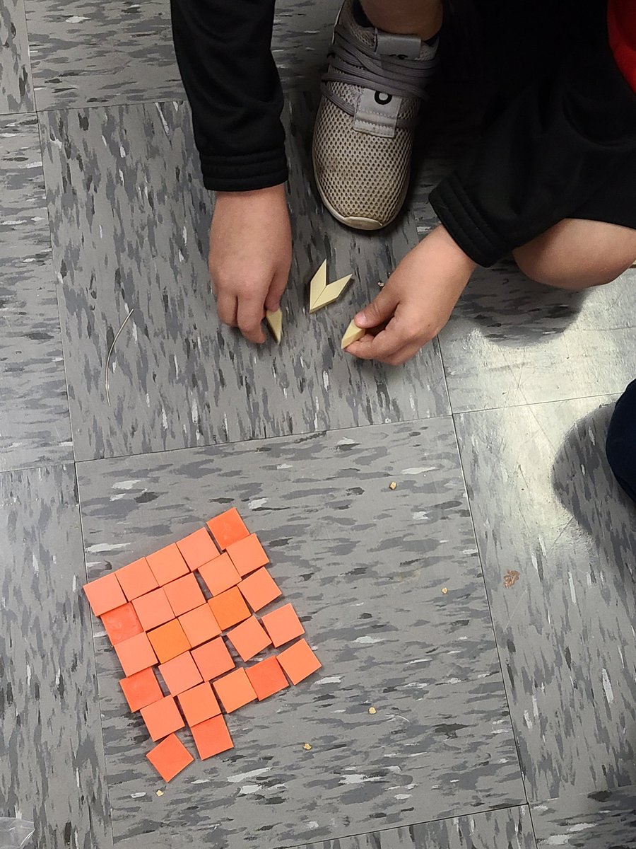hgpounders's tweet photo. Beginning #countingcollections in @ricarwilliams 2nd grade class today! Ss discovered more efficient ways to count than just by ones. A gallery walk helped us see our friends' organization. We found we like grouping by 5s and 10s better! #efficientthinkers @WeedenElem #fcslearn https://t.co/lADs5ZGsEV