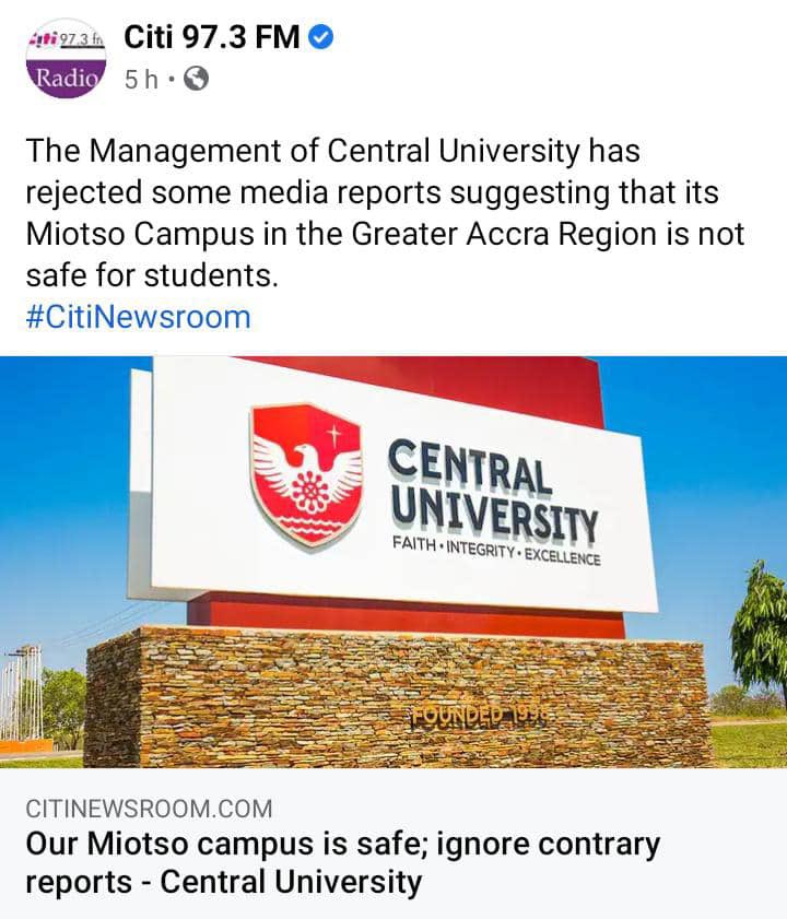 vicdoris's tweet photo. @Citi973 How I wish you could visit our campus this evening π₯Ί like right now β¦β¦.All weβre asking for is safety!!! #GoodMorningGhana #MakeCUSafeAgain https://t.co/bPxWqQ5774