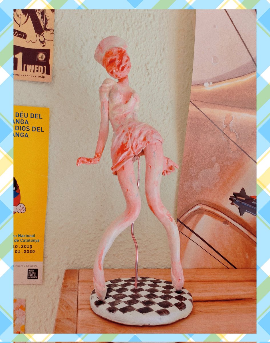 DizzyChelsy's tweet photo. made a sculpture of the nurse from silent hill 🏥💗🕯️ https://t.co/l1t2qmcycA
