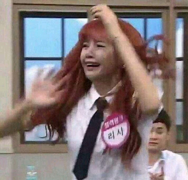 tosjs_'s tweet photo. ME LATER:
LISA SOLO DEBUT #TodayIsLalisaDay #LALISA #LISA https://t.co/g02YTNRbwI