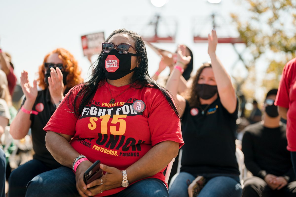 KamalaHarris's tweet image. California, this election is not a one-off. This is about who we are as a nation. 

We need everyone to vote NO by mail, or in-person by September 14 so Governor @GavinNewsom can continue leading California—so much is at stake.