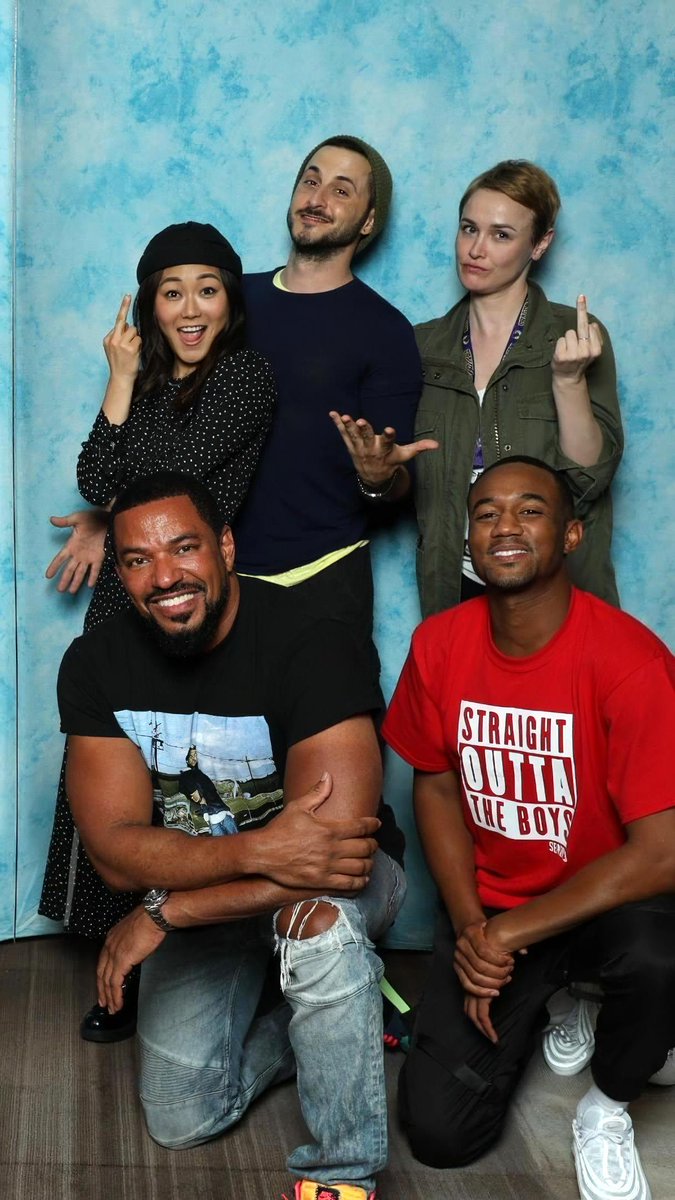 theboystopic's tweet photo. Elenco de #TheBoys na Dragon Con 2021 https://t.co/oQZbMQEn2U