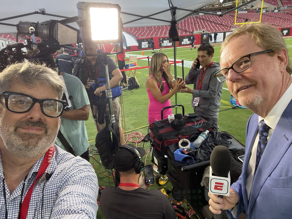 When you have a 2 camera liveshot, only 1 tent, and Florida decides to Florida. #LooksBetteronTV…I hope…welcome back to the sidelines, @WerderEdESPN