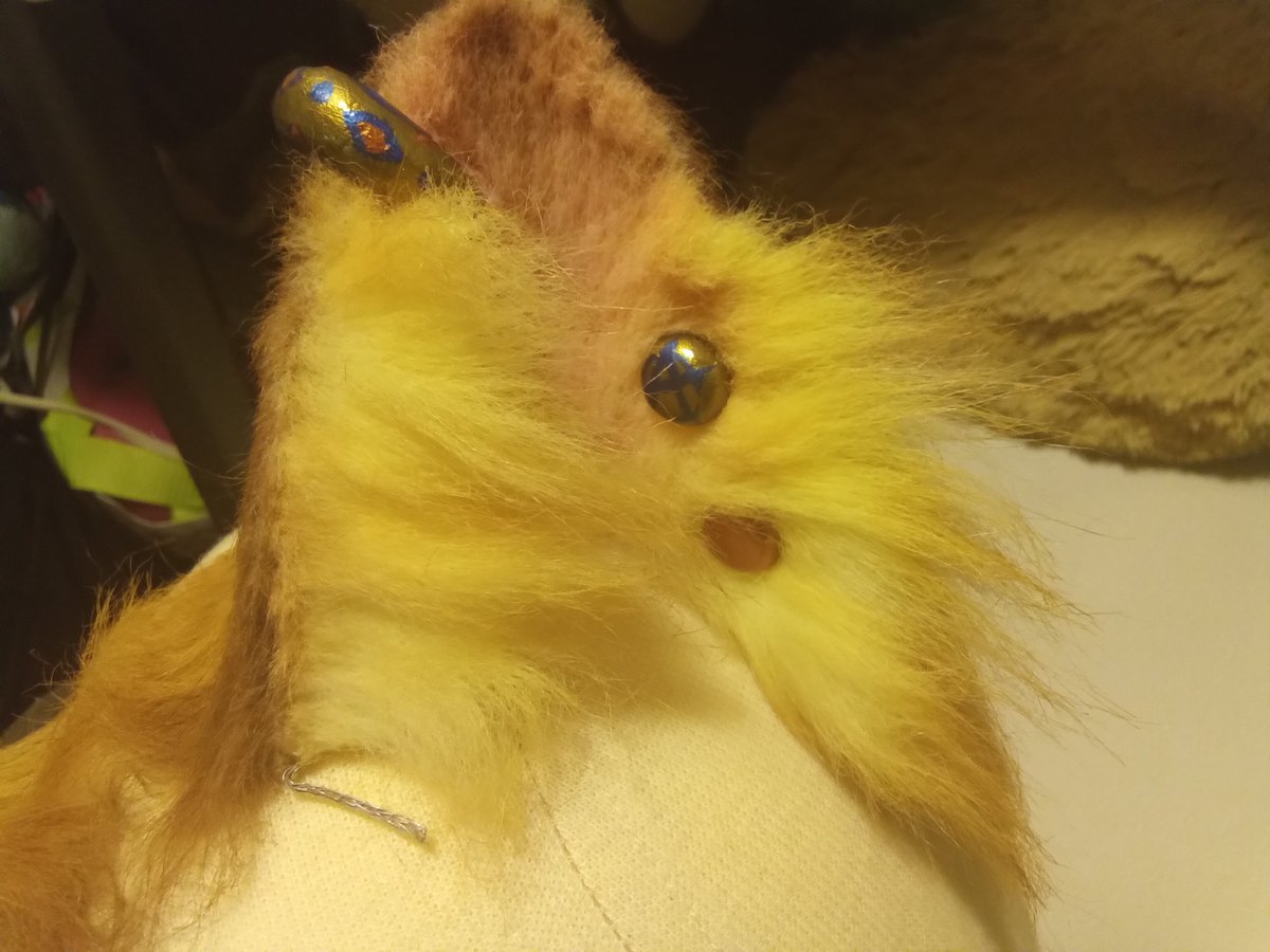 Erillianbird's tweet photo. I made ears!! 

#fursuit https://t.co/Ia3zAZ2EPt