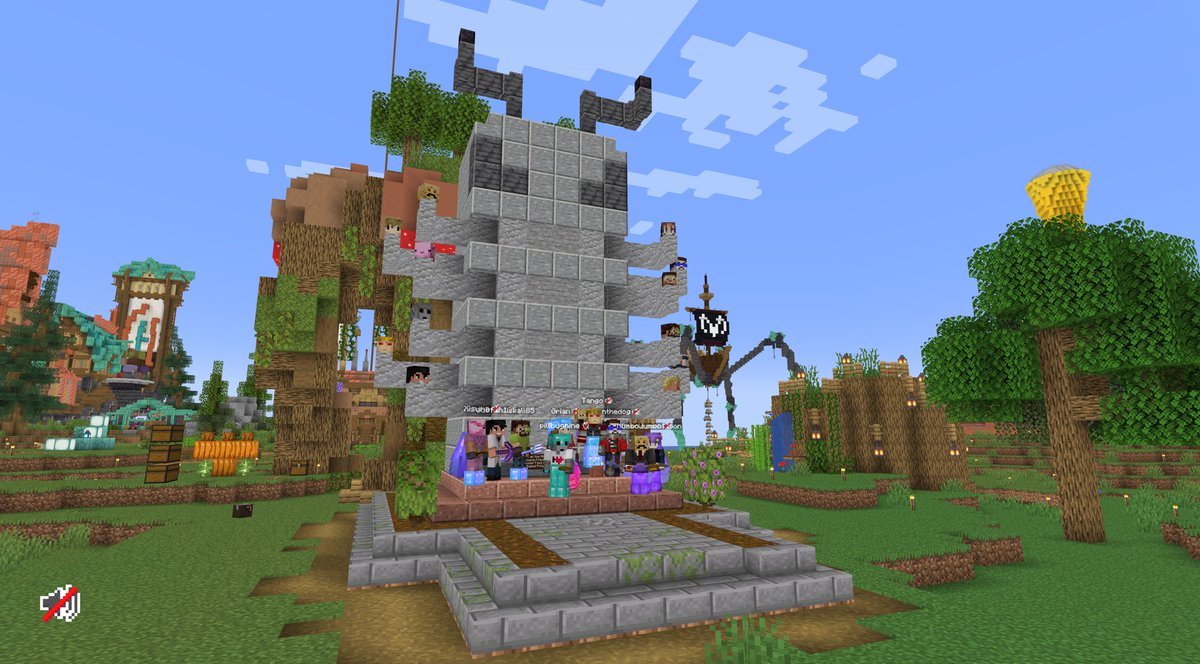 We had a tonne of fun today with @pillbug9 on the Hermitcraft server, build...