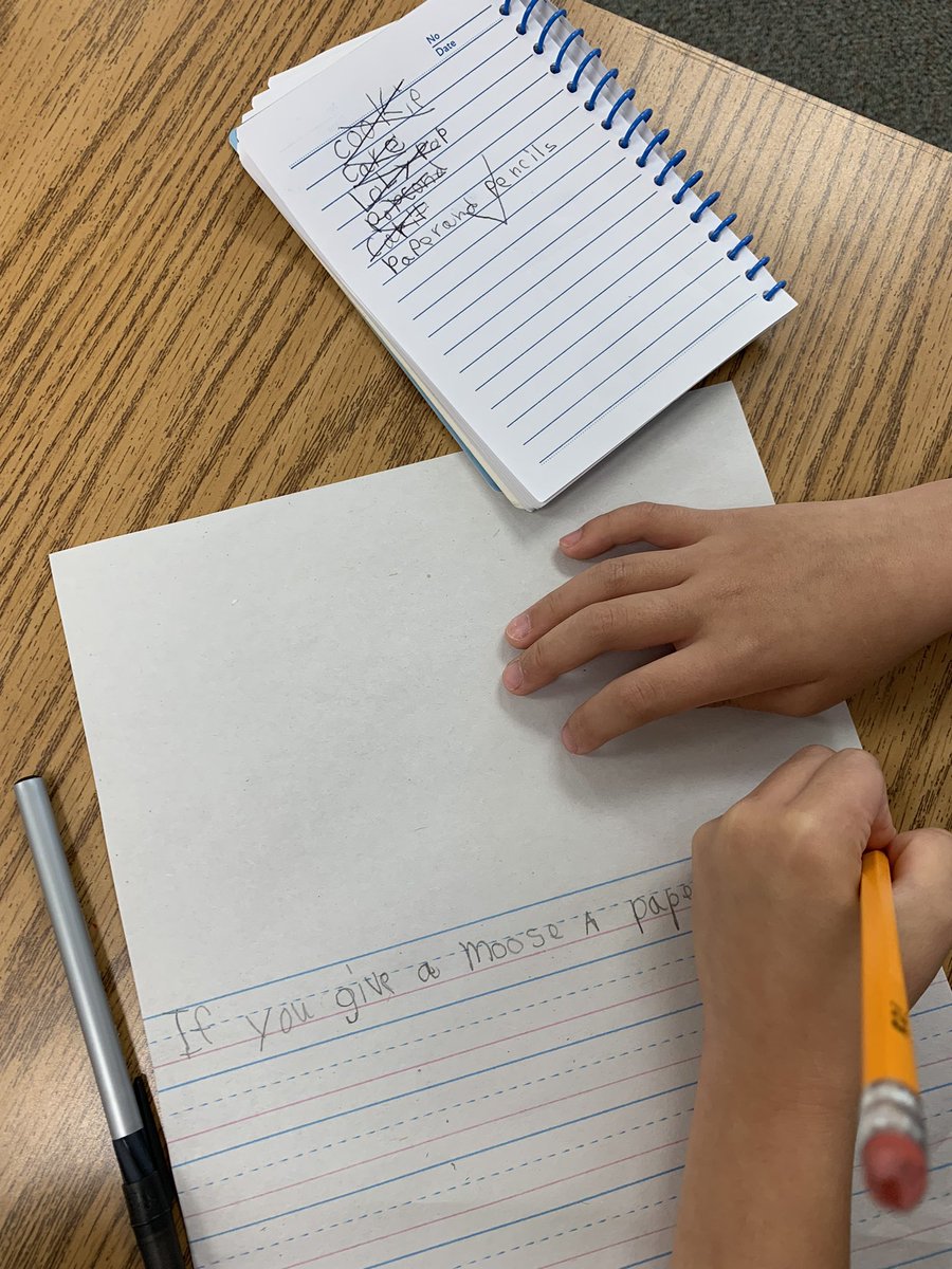E_Bennett4's tweet photo. What do you do when one of your teachers is out? You step in &amp; step up! I got to relive my days of being a 1st grade teacher. It gave me alllll the feels 💓💓 https://t.co/YmLNIy52EA
