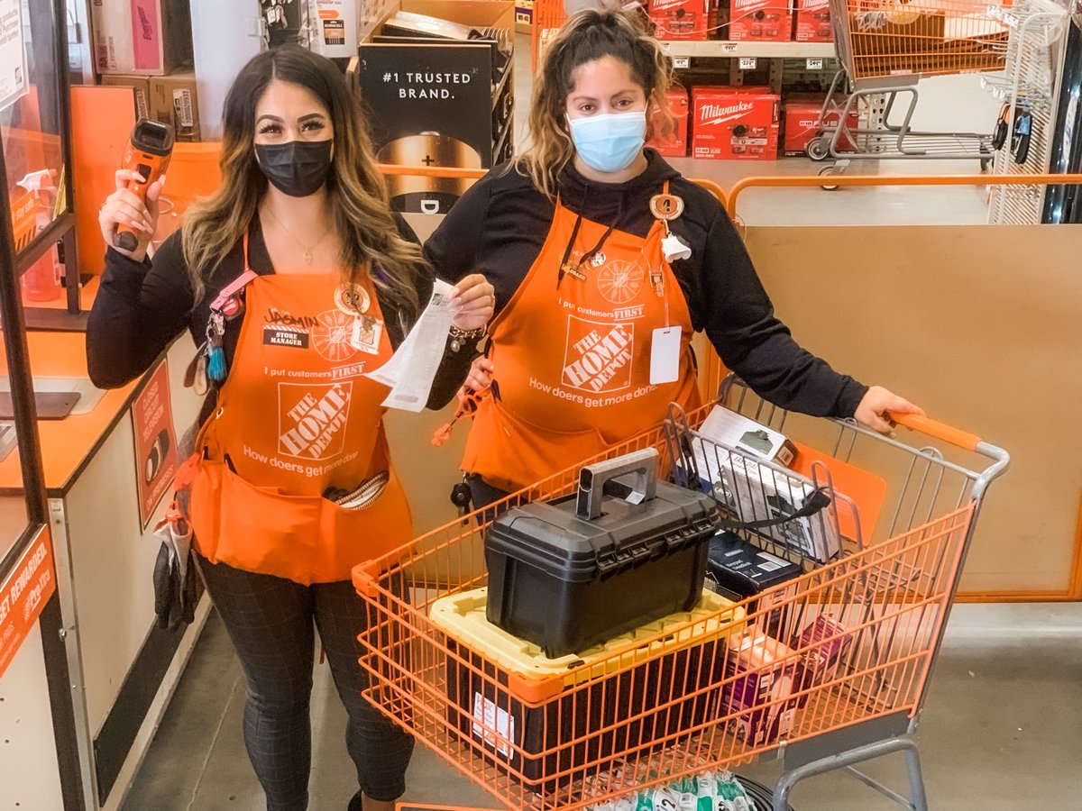 sm_jasminmarie's tweet photo. Guess who passed their accuracy cart 100%! 💃🏻 Started as a Pro Cashier 12 years ago and I still got it💪🏼 #homedepot #pacsouth #GetInvolved #GET #d171 #leadership https://t.co/jwTKpNzB3c