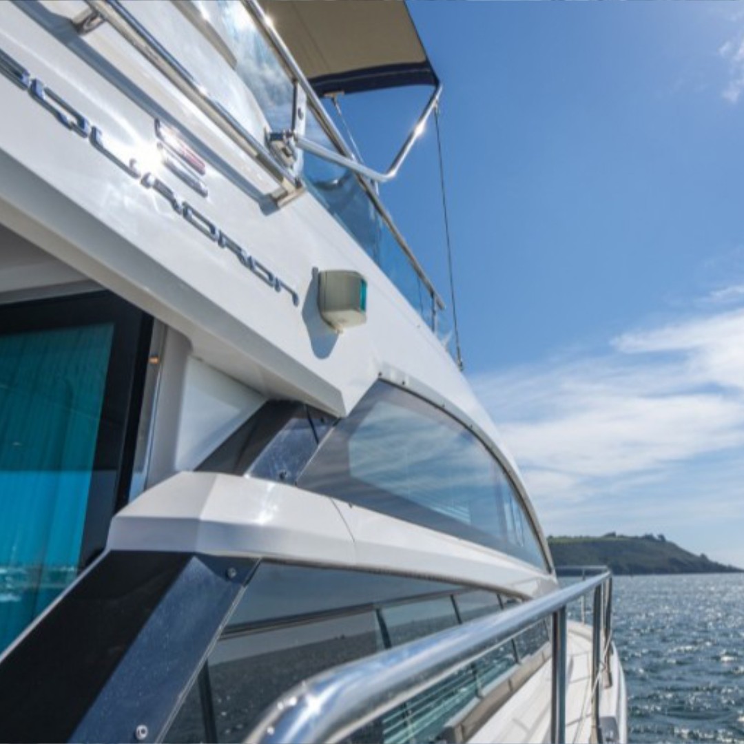SotonBoatShow's tweet photo. We're burning the midnight oil to bring you our very last #BoatOfTheDay ! Say hello to the Fairline Squadron 42 Redesign project from @setagyachts beautifully transformed into a practical and timeless space – refit for purpose! Discover the art of the possible on M652 https://t.co/hroy8pBPTF