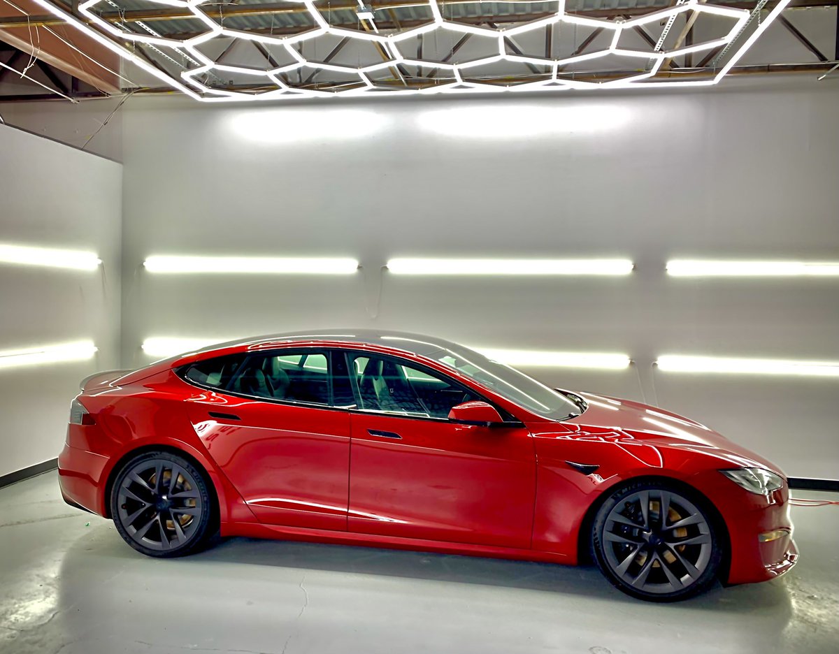 Alset_Dallas's tweet photo. @TheBlakeCheck @Tesla How bout them apples? https://t.co/DSjNWPMRnk
