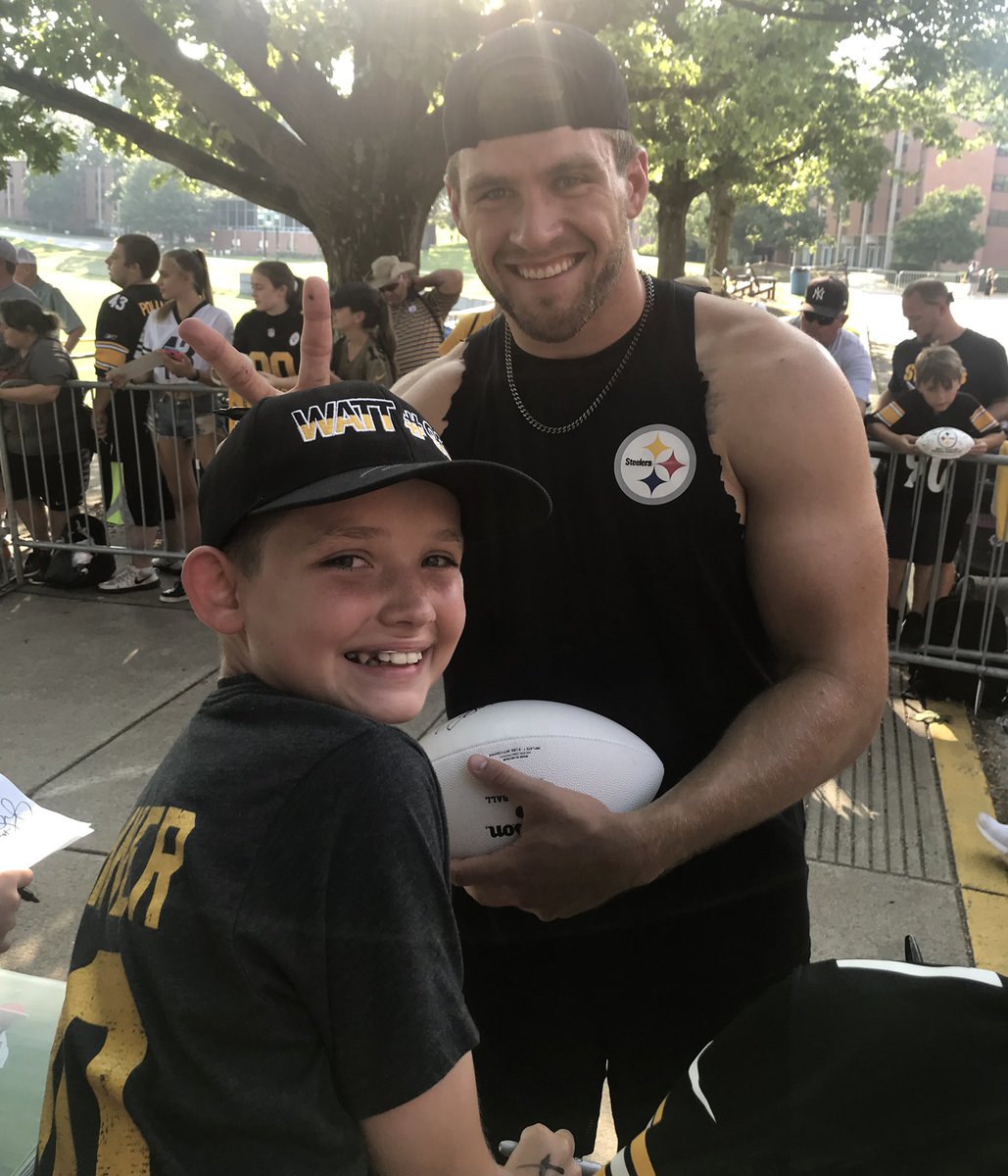 JonathanHallPhD's tweet photo. Congratulations @_TJWatt!! Happy we get more seasons of you in the black and yellow! @steelers #turndownforwatt https://t.co/XsryTJ4gAF