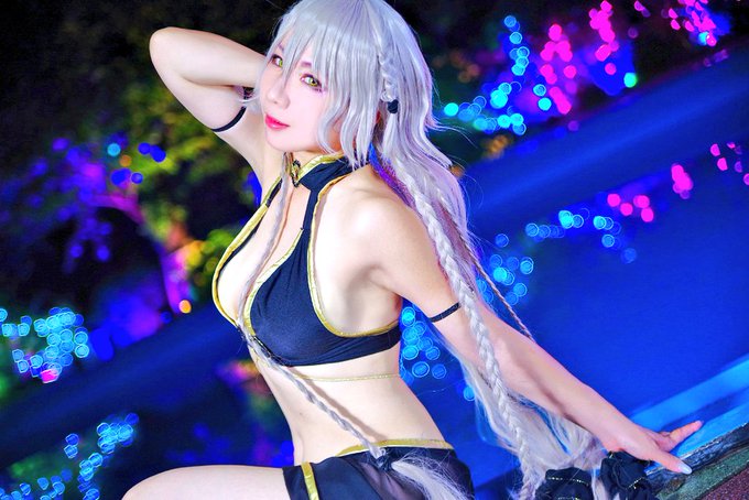 Twitterのコスプレ画像15