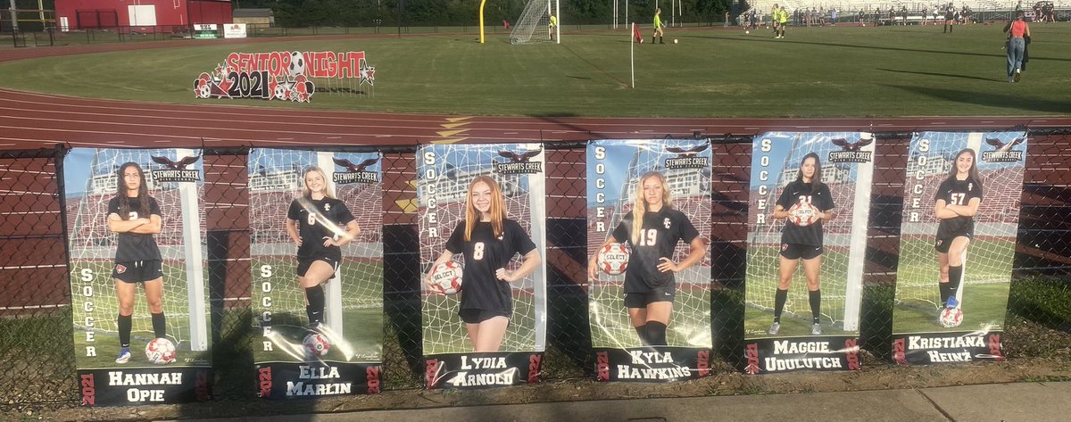 Mrs_FlanFlan's tweet photo. Congratulations to our Lady Red Hawk Senior Soccer ⚽️ players!!! 💕#SCHSisOneTeam @stewartscreekhs @CreekGrlsSoccer https://t.co/nnkcCL6naC