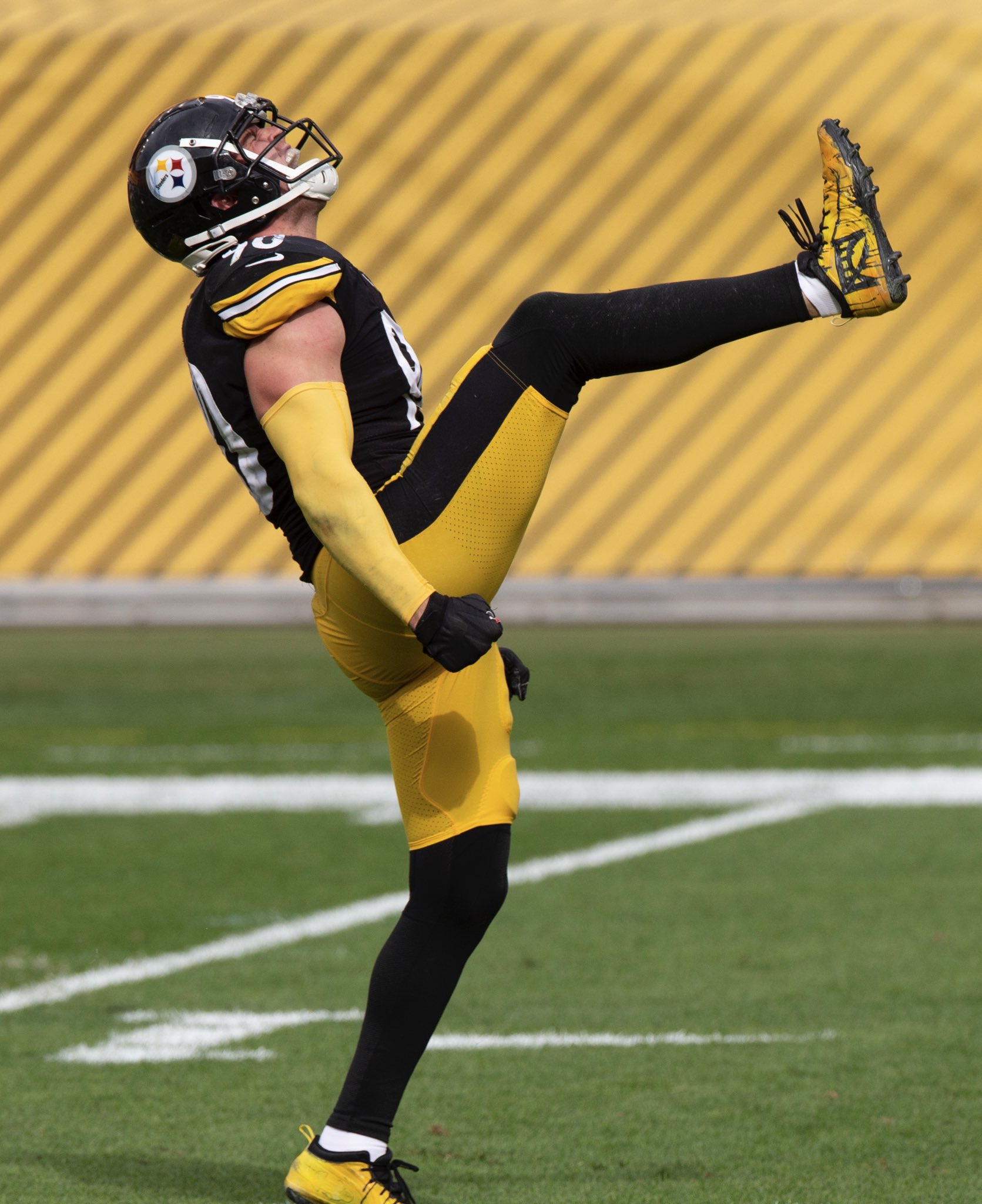 TJ Watt on Twitter "If it’s ok with Yinz, I’d like to stay a while