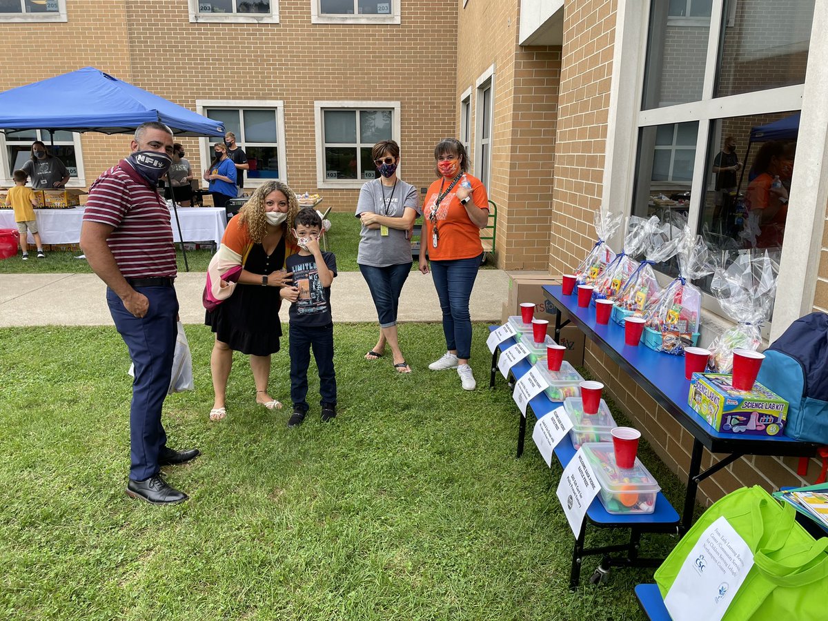 Daniel Garcia (@mrgbasd) on Twitter photo Wow! Our Lincoln family came out strong for our Open House and Welcome Back Picnic! Big thanks to @HolmesGr and <a href="/basdlincolnpto/">Lincoln Elementary PTO</a> for helping to facilitate the good vibes and great times! <a href="/BASDLincolnCS/">Lincoln BASD</a> <a href="/BethlehemAreaSD/">BASD</a> <a href="/CISEasternPA/">Communities In Schools of Eastern Pennsylvania</a> <a href="/UnitedWayGLV/">United Way of the Greater Lehigh Valley</a> #buildingbethlehem #RoarOut Wow! Our Lincoln family came out strong for our Open House and Welcome Back Picnic! Big thanks to @HolmesGr and <a href="/basdlincolnpto/">Lincoln Elementary PTO</a> for helping to facilitate the good vibes and great times! <a href="/BASDLincolnCS/">Lincoln BASD</a> <a href="/BethlehemAreaSD/">BASD</a> <a href="/CISEasternPA/">Communities In Schools of Eastern Pennsylvania</a> <a href="/UnitedWayGLV/">United Way of the Greater Lehigh Valley</a> #buildingbethlehem #RoarOut