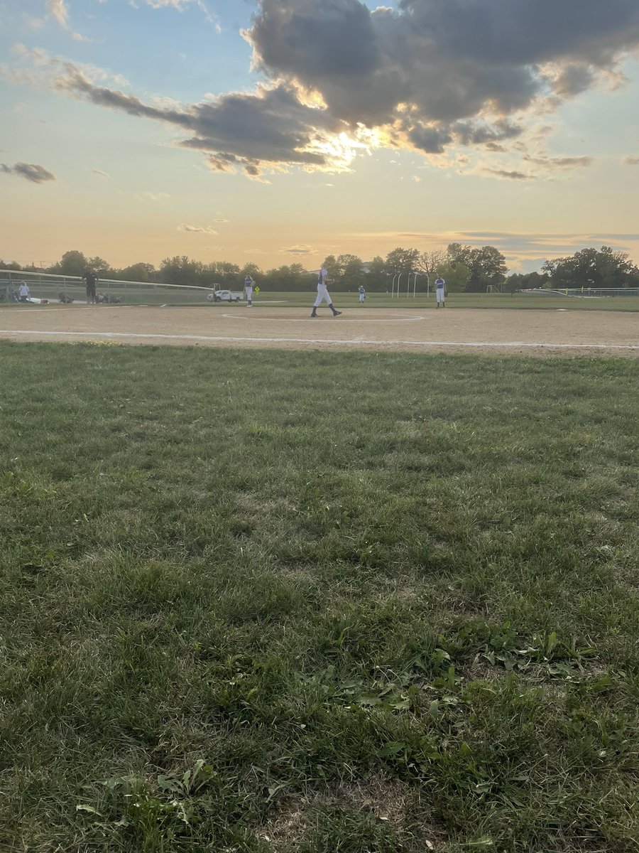 MrsKlobeTweets's tweet photo. @BigHollowMS softball’s first game EVER was a 5-0 win over Woodland Green! H. Lloyd puts up the school’s first ever home run in the win! So proud of these girls! #llawarrior #softball #bighollow #warriorpride https://t.co/zij4sBwlbL