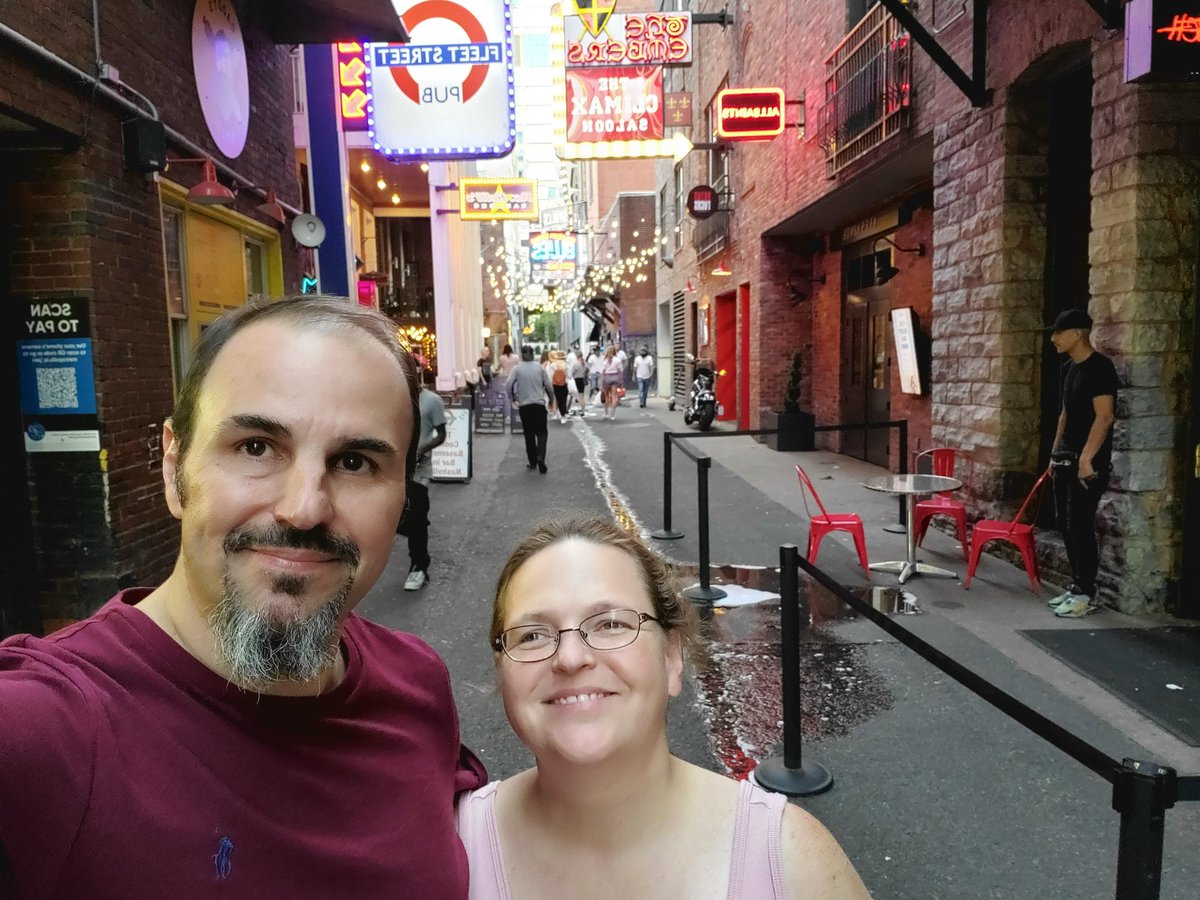 #bsnashville on walls to see Blake!!  All the way from NY #cny